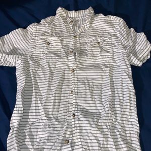 Boys’ Size XL 18/20 Arizona Jean Company White Gray-Striped Button Down Shirt.